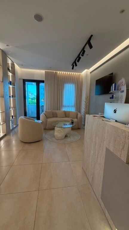 🏢 UFFICIO IN AFFITTO PRESSO SQUARE 21
