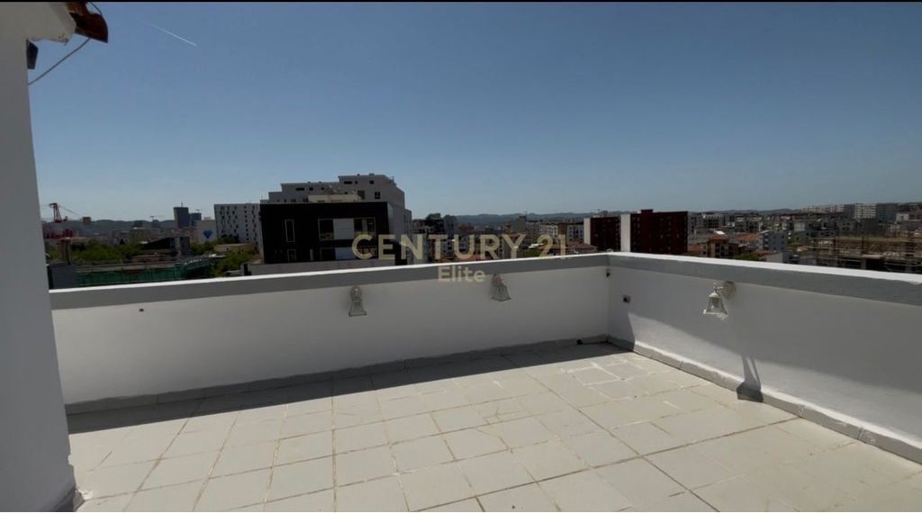 Apartment 1+1 for rent on Rruga e Dibres!