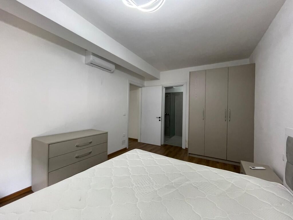 Apartament 2+1+Parking per qira tek Kodra e Diellit 2.