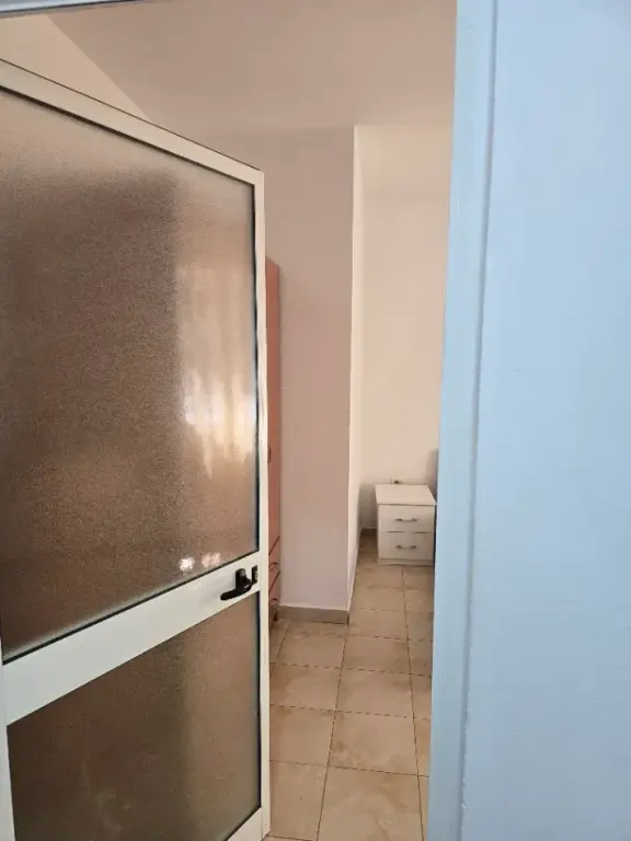 Qera | Shtëpi private 1 + 1 | Rruga 5 Maji | 300 €/muaj