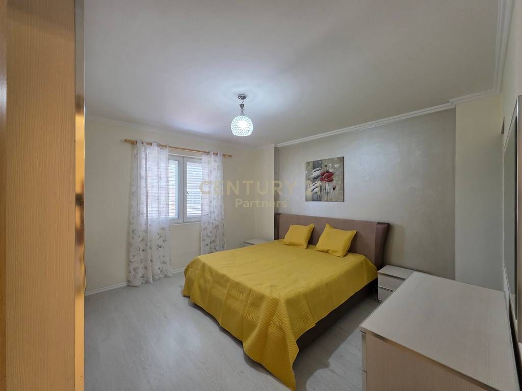 Apartament 3+1+2 Me Qira në Porcelan,prane Universitetit Europian 650 € /Muaj