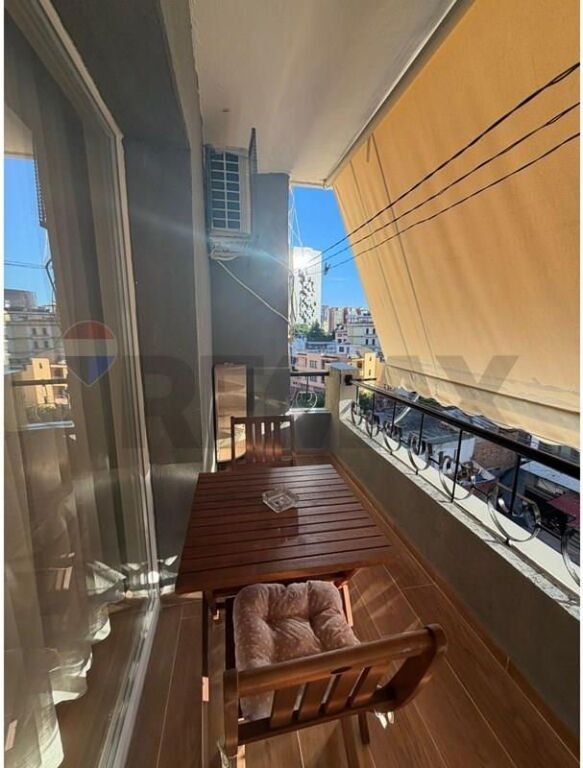2+1 apartment for rent near the New Bazaar.
