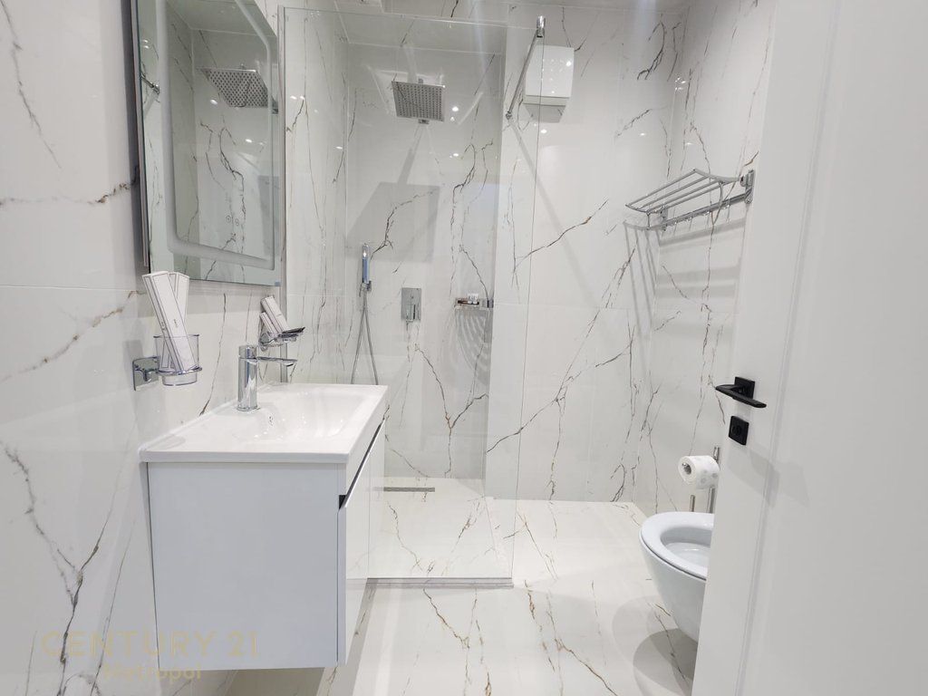 For rent apartment 2+1+2 bathrooms +2 parking spaces, Elbasan street! Metropol143484