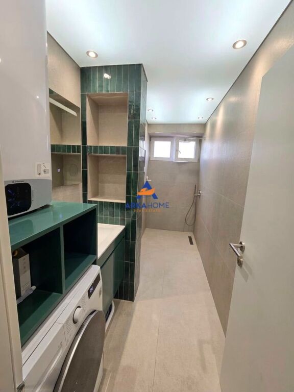 APPARTAMENTO DI LUSSO IN VENDITA 2+1+BALCONI "BRRYLI" 18.850.000 LEKE
