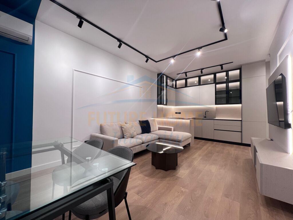 Affitto, Appartamento 1+1+Posto Auto, Porcelan, Tirana.
