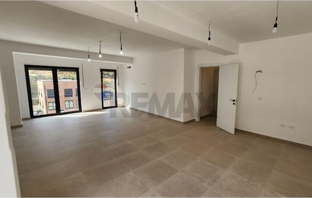 Apartament Luksoz në Zonën e Kërkuar të Tiranës