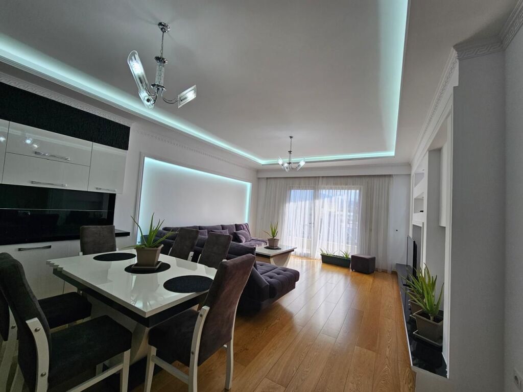 🏡 Jepet me Qira Apartament 2+1+2 pranë Kopshtit Zoologjik, Tiranë