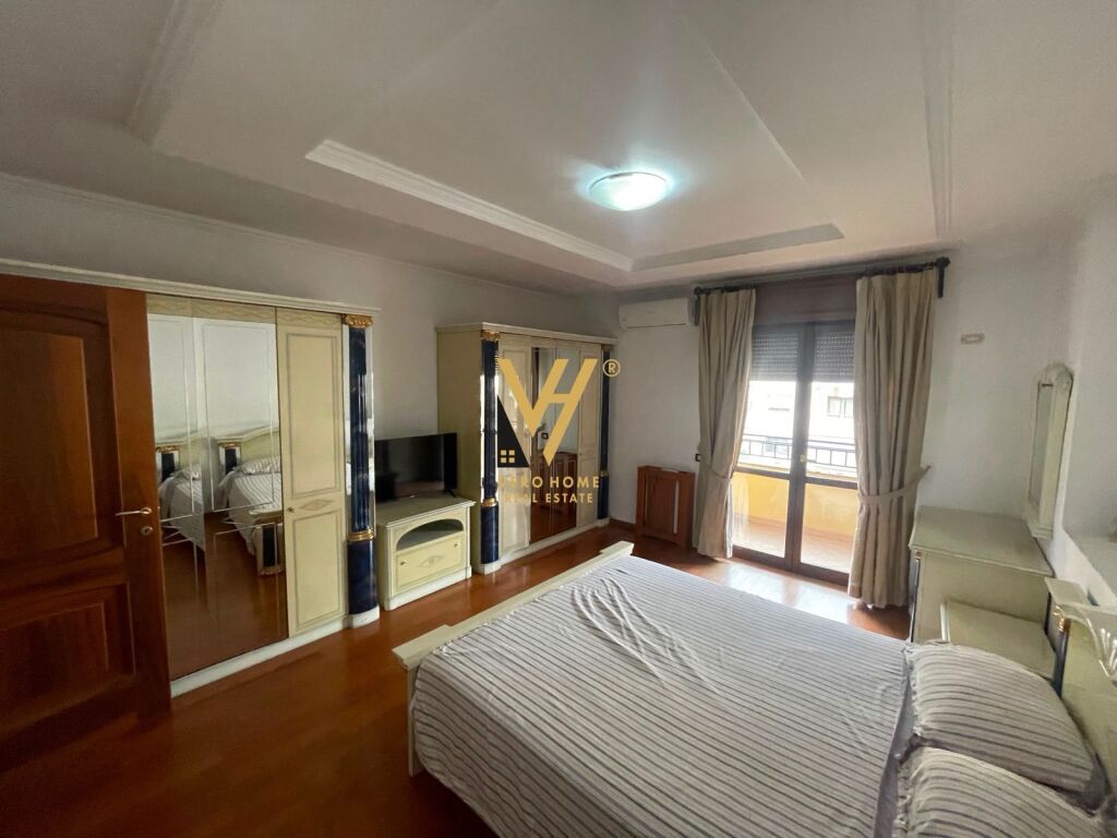 JEPET APARTAMENT 3+1+2+BLK ME QERA TEK KOMUNA E PARISIT 1.100 EURO