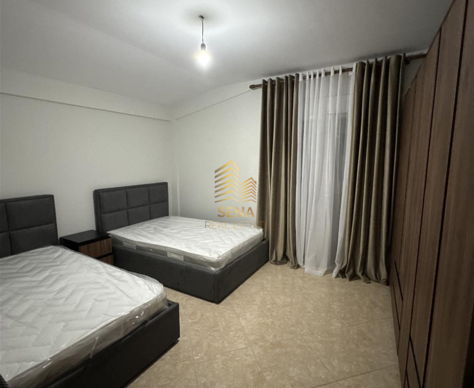 Qira, Hyrje Private, 2+1+blk,Porcelan, 50.000 Leke/Muaj