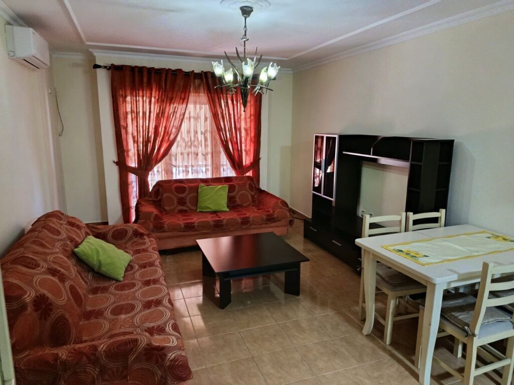 Apartament 1+1 per qera ne Laprake !