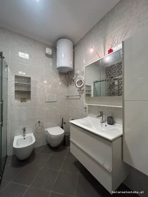 Apartament Me Qera 3+1 Tek Jordan Misja (ID B230216) Tirane