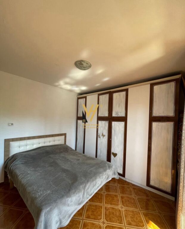 JEPET APARTAMENT 2+1+BLK ME QERA TEK 5 MAJI 50.000 LEKE