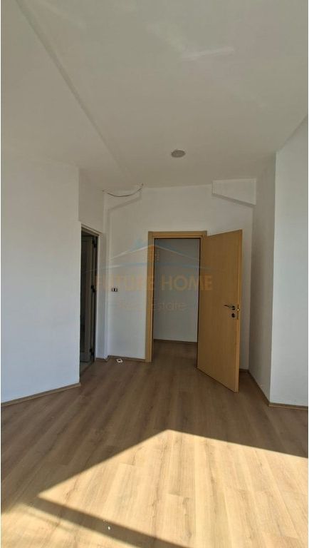 For Rent, Office Space, Bardhok Biba Street, Center.