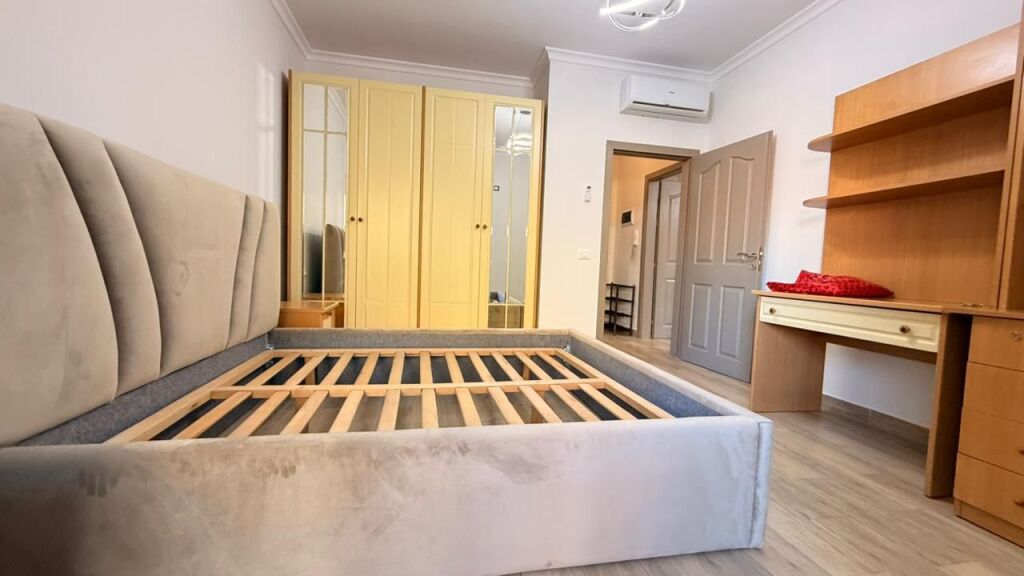 Apartament 1+1 me qira prane Fakultetit te Mjeksise