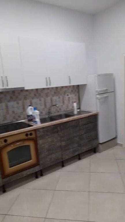 Affitto | Apartament 1 + 1 | Astir | 300 €/mese