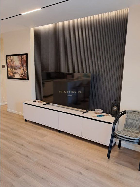 Apartament 1+1 per shitje ne Lungomare, Vlore
