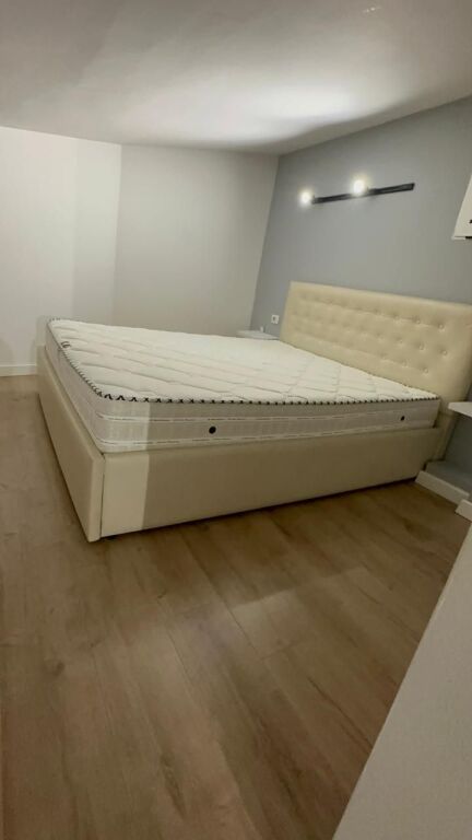 JEPET DUPLEX ME QERA, KODRA E DIELLIT