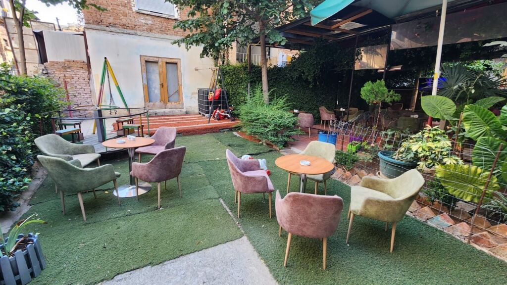 Premises for rent – Kavaja Street !