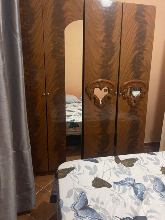 🏡 Jepet me qira apartament 1+1 📍 Misto Mame, Rruga Thoma Koxhaj💶 Çmimi: 38.000 lekë/muaj