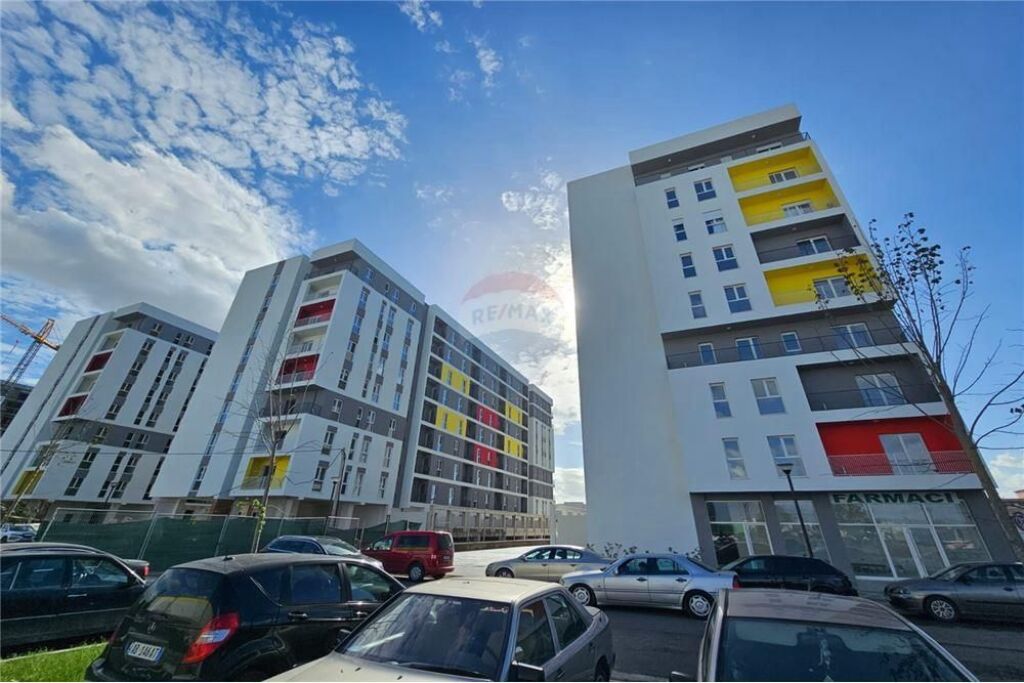 Apartment 1+1 for sale at Univers City