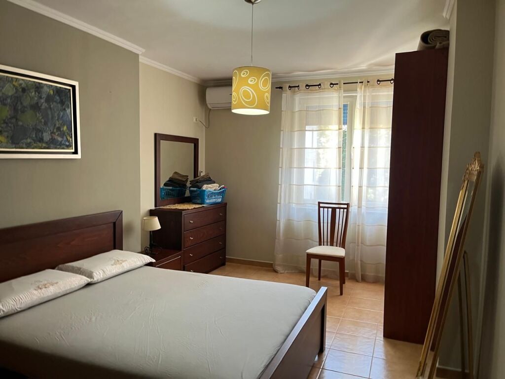 Apartment 1+1 for rent near the Artistic High School
