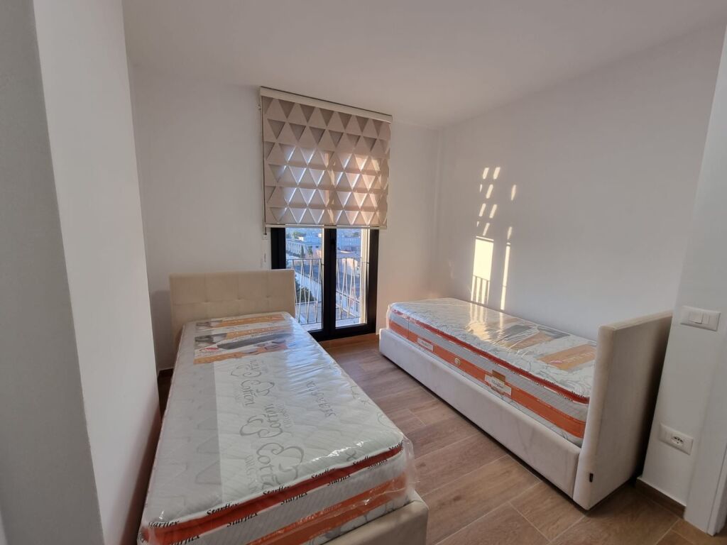 Affittasi 2+1 Complesso Zircon Tirana !