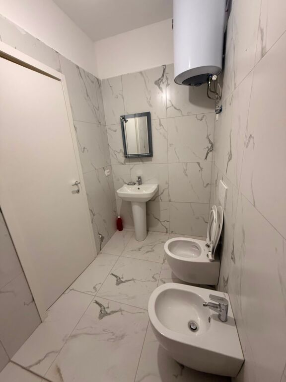 📍Rruga Jordan Misja Jepet Apartament 2+1+2 Me Qera Bosh Me Kondra Bufe