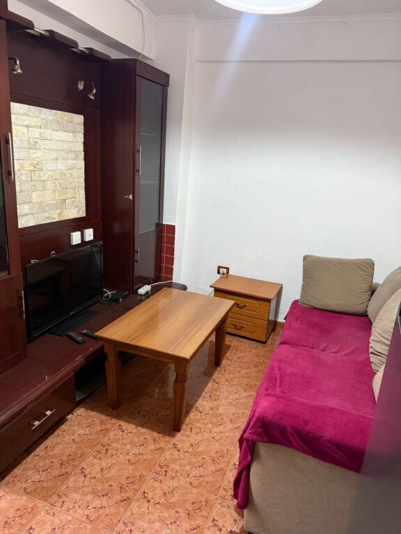 Casa privata di un piano in affitto, serie Kodra!