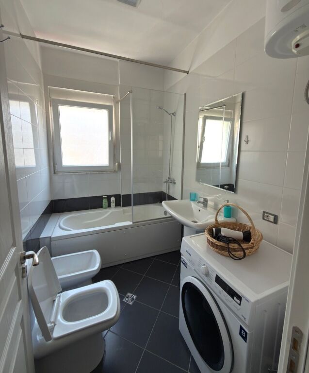 APARTMENT 1+1 FOR RENT INSIDE THE NEW MARKET