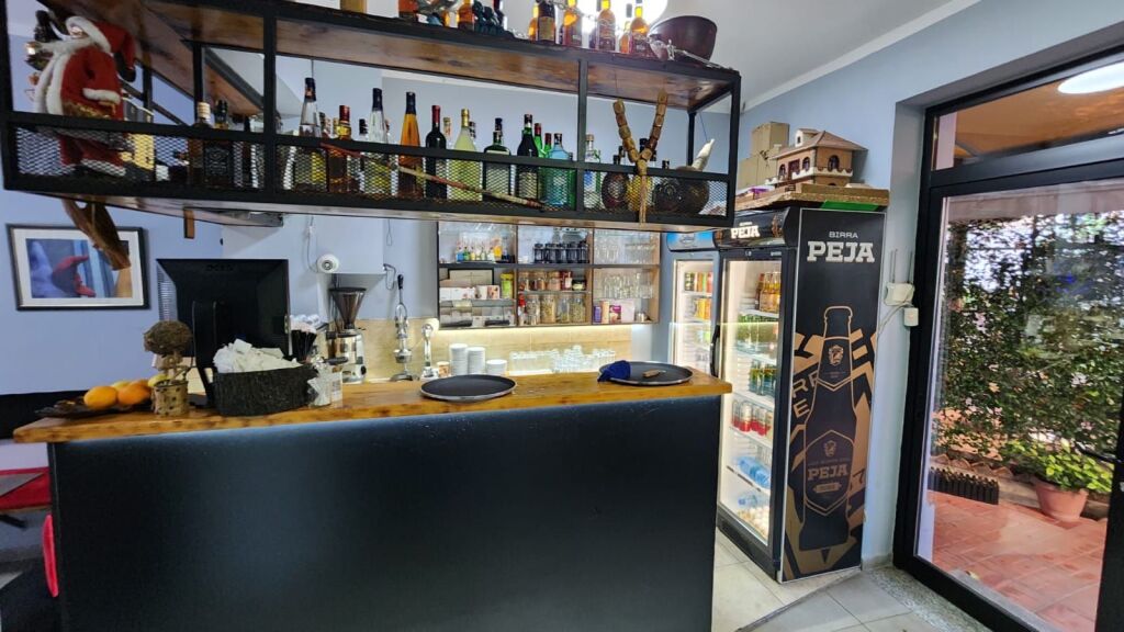 Premises for rent – Kavaja Street !