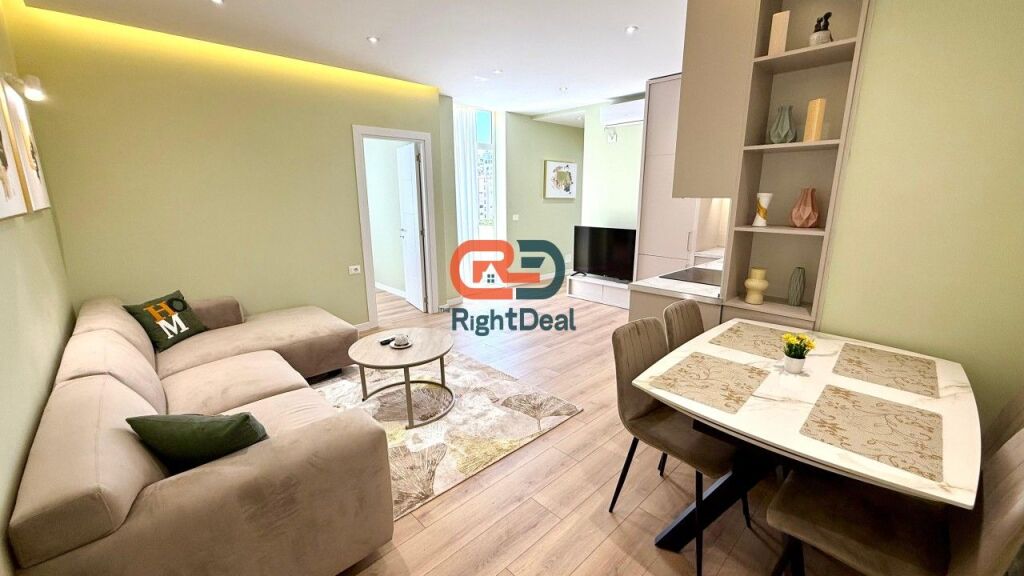 A Myslym Shyri, Appartamento 2+1 in Vendita, Completamente Ristrutturato e con Vista Spettacolare!!!