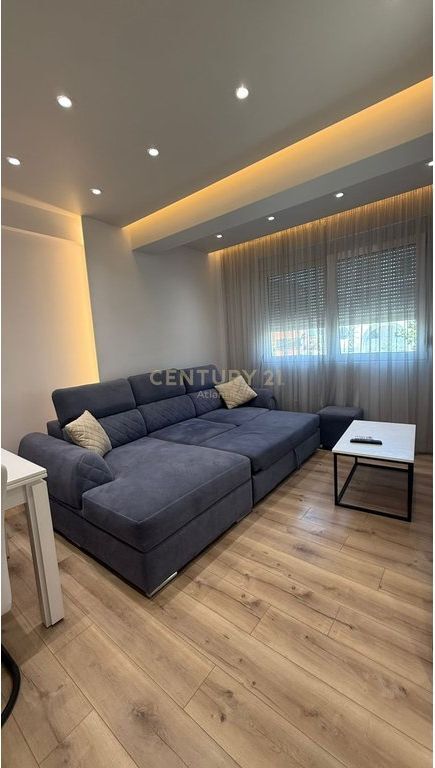 Apartment 1+1 for sale in Plazh, Durres 20 m from the sea