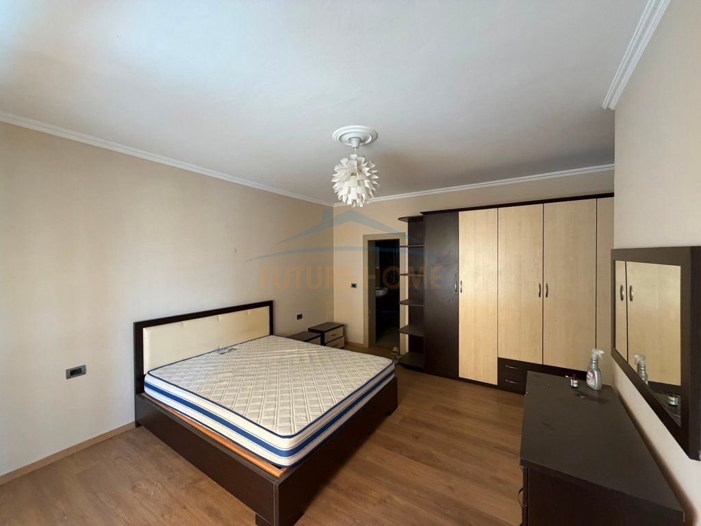 In vendita, Appartamento 3+1+2+Posto Auto, Ex Esposizione, Tirana