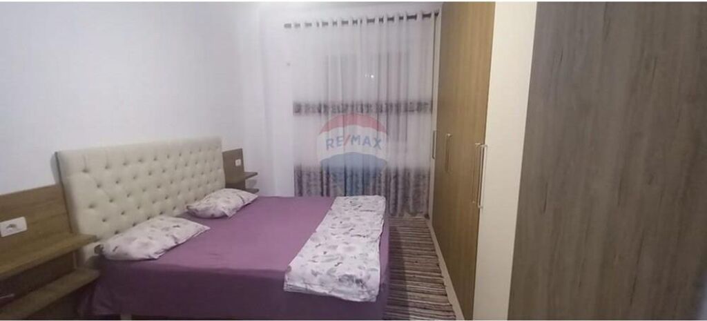 Apartment - For Rent - Linzë, Tirana