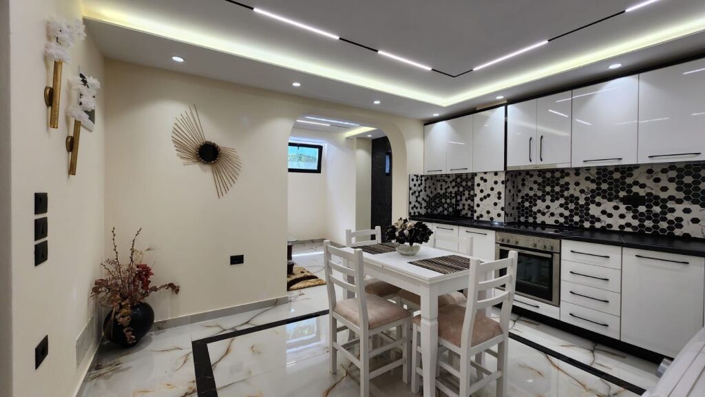 Duplex in affitto 2+1+2 – Via Pjetër Budi !