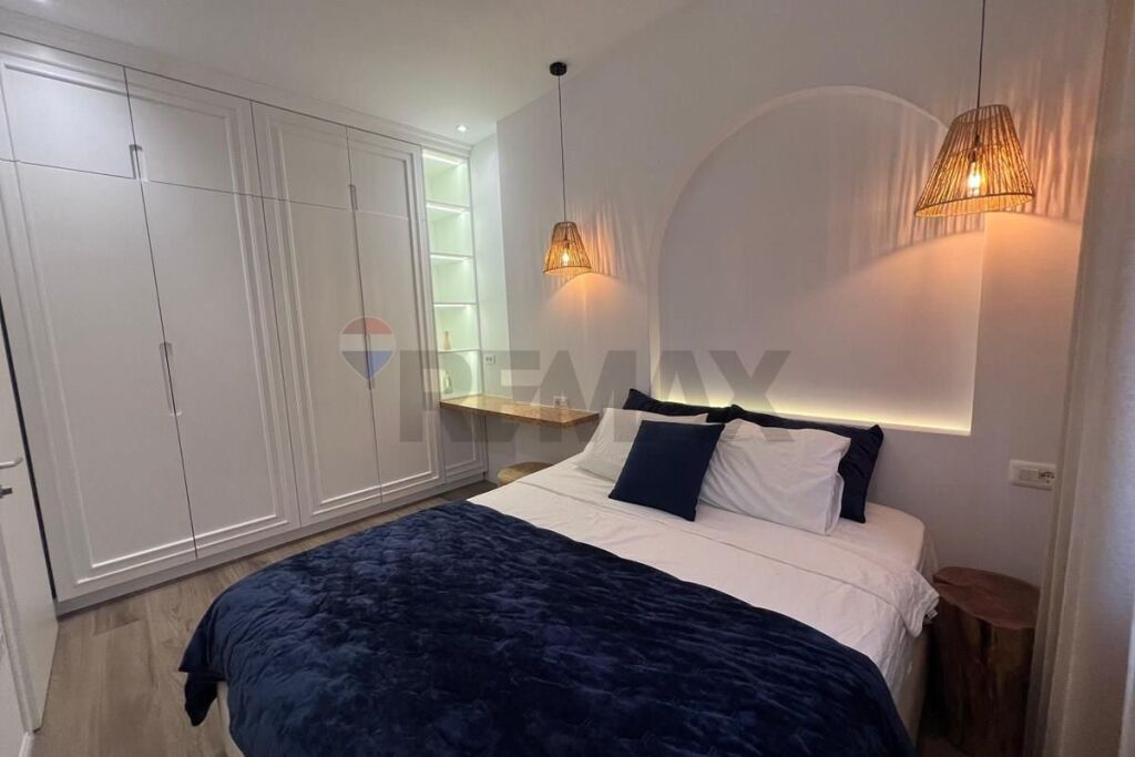 Luxury Apartment 1+1 with Sea View in Santorini