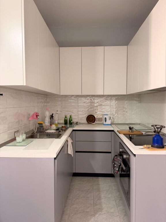 🏡 Apartament 2+2+2 me Qira – prane Kryqi i kuq Durres