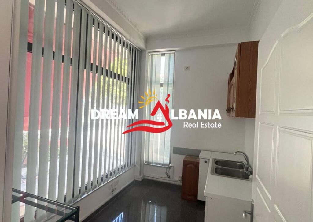 Two business premises for rent are given near the ASL complex (ID 42711176 )