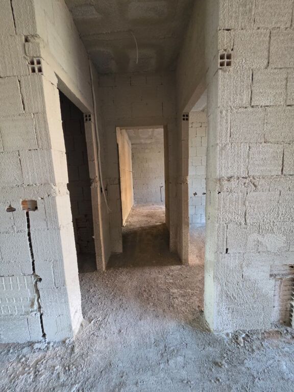 Shitet Ap: ✨️ 2+1+2🚾 1 Ballkon & GARAZHD 🅿️ 📍Riverside Residence - Përball Deliorgjit ( 111m²) 🔥 Kati 5, Çmimi: 188K€ Përfshirë Parkimin 💥