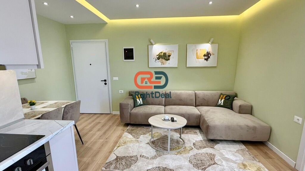 A Myslym Shyri, Appartamento 2+1 in Vendita, Completamente Ristrutturato e con Vista Spettacolare!!!
