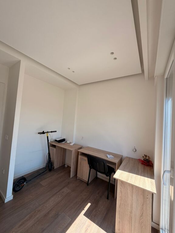 🏢 OFFICE SPACE FOR RENT 📍 Near Hotel Mondial – Tirana