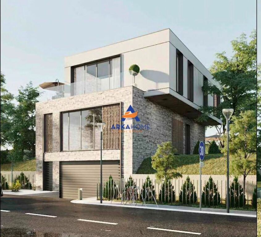 VILLA FOR SALE 3 FLOORS "LIQENI FARKES" 550,000 EURO (NEGOTIABLE)