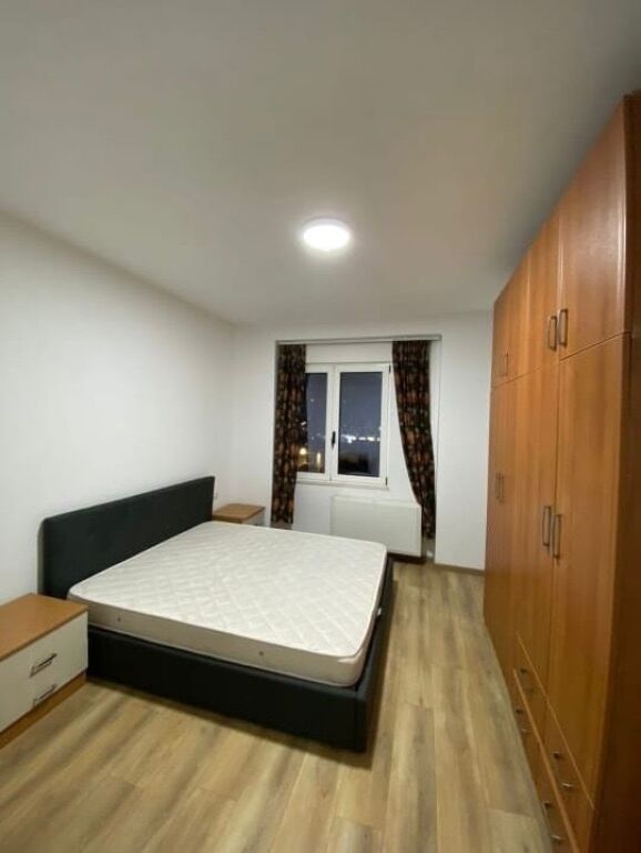 Vasil Shanto, jepet me qira apartment 2+1+Verande. 70.000 Leke