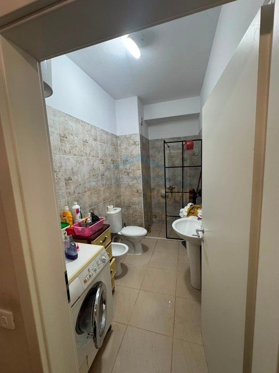 Shitet, Apartament 3+1+2, Kompleksi Mangalem, Ali Demi, Tiranë