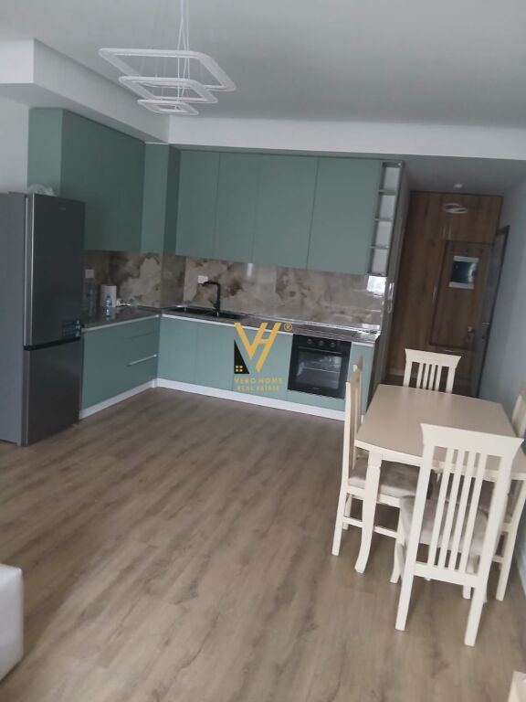 JEPET APARTAMENT 2+1+BLK ME QIRA NE SAUK TE VJETER 50.000 LEKE