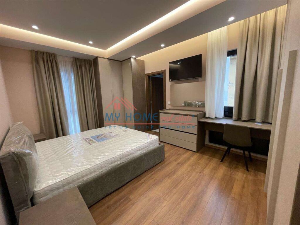 2+1 Apartment for rent at Pharmacy 10 in Tirana