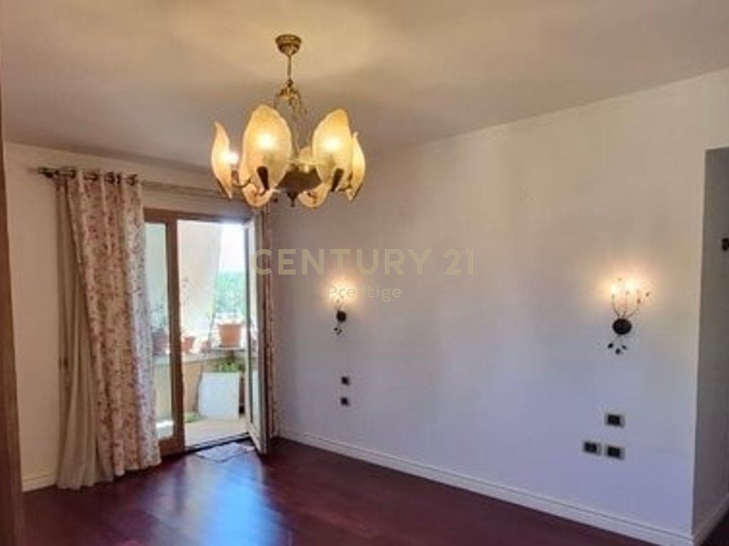 APARTAMENT 3+1+2+ POST PARKIMI ME QIRA NE ZONEN E BRRYLIT, TIRANE! 1,500 € /Muaj