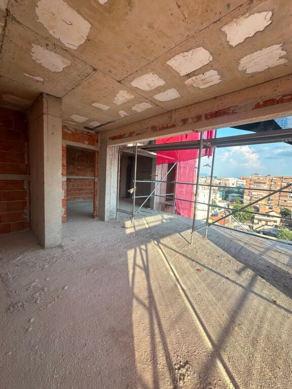 FOR SALE 1+1 APARTMENT WITH VERANDA NEAR THE RED SCHOOL