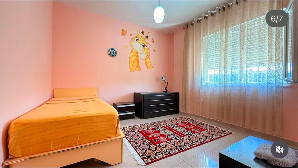 🏢After the Former Durres Restaurant, a 2+1+2 apartment, furnished, is for rent 60,000Leke