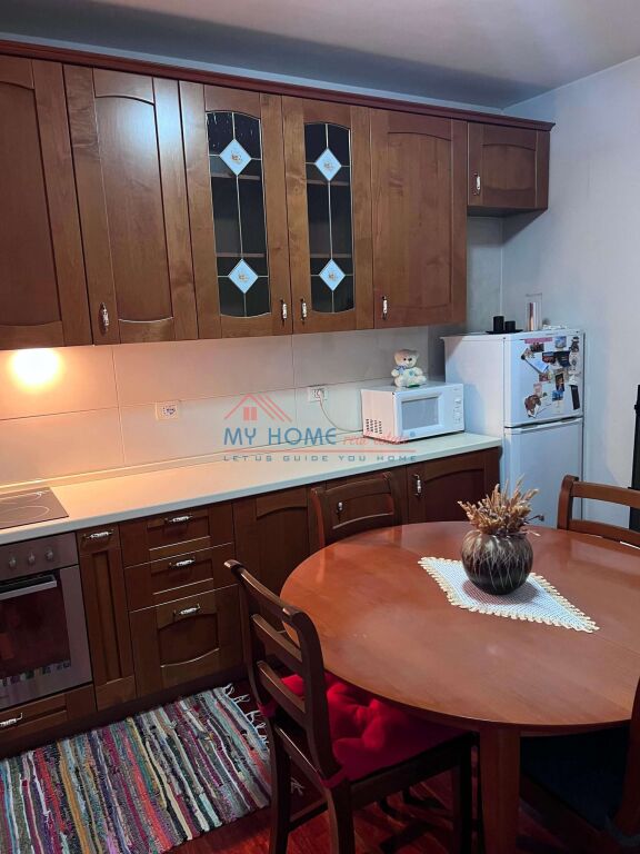 Apartment 1+1 for Rent at 21 Dhjetori in Tirana